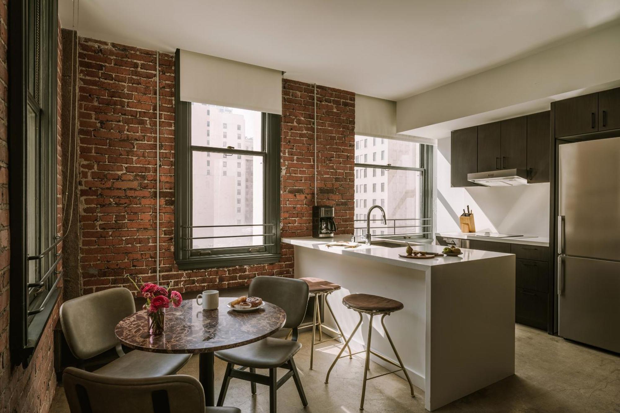 Sonder The Winfield Apart-hotel 4*
