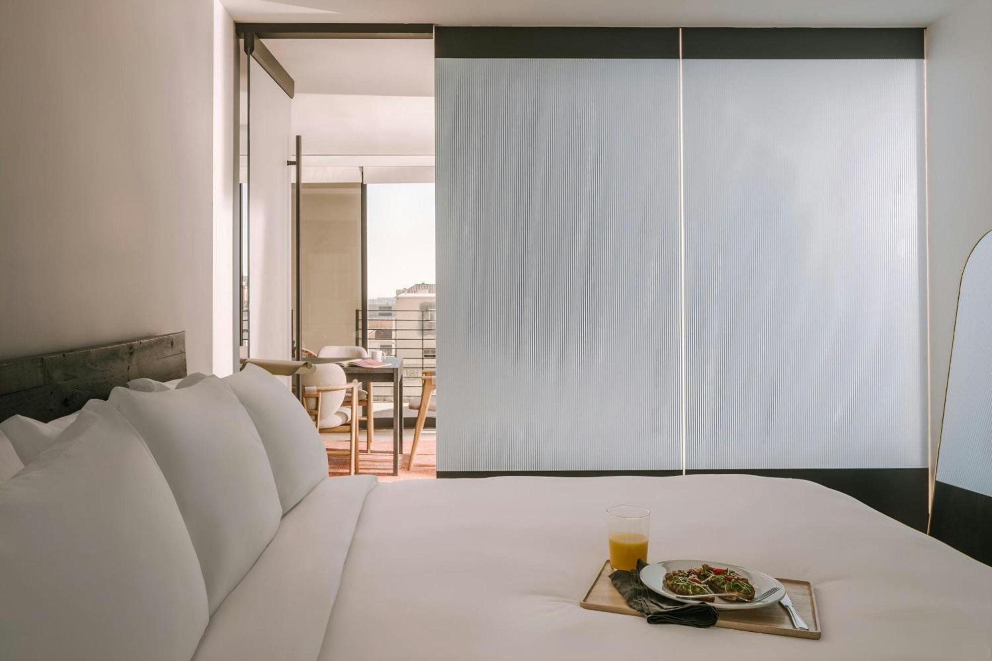 Sonder By Marriott Bonvoy The Winfield Apartments Downtown La Los Angeles